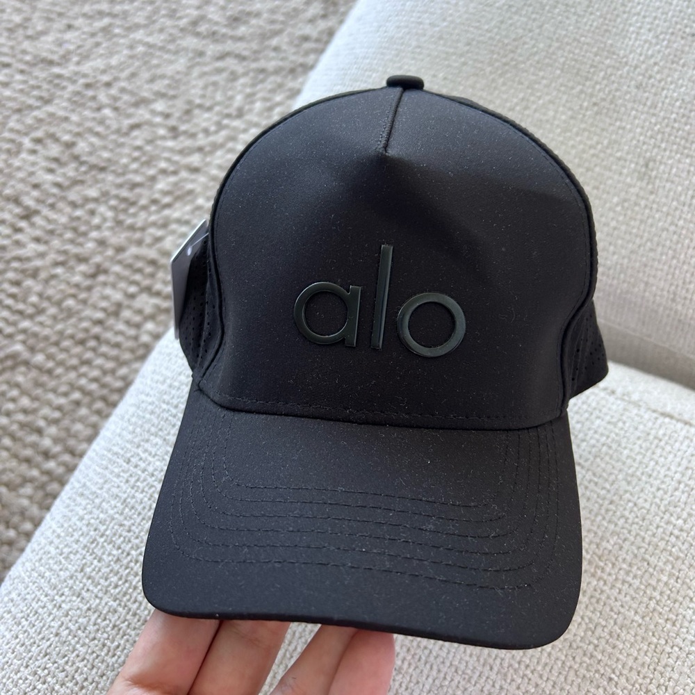 ALO Yoga Black Cap